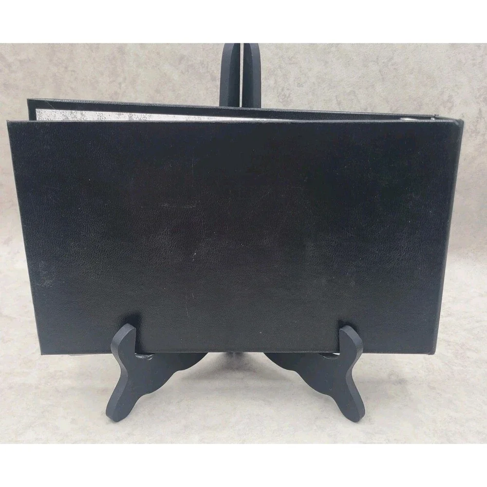 Ledger Outfit unused ledger
